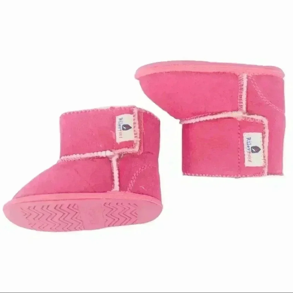 RILEYROOS BOOTS BABY 3-6 MONTHS CATERS IN HOT PINK SUEDE COZY WALKERS